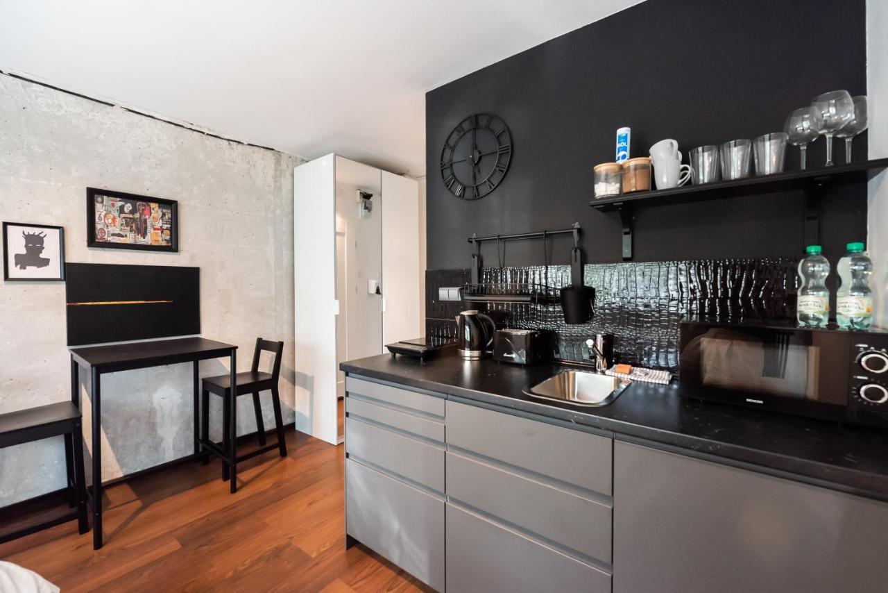 Ochota Funky Studio Appartement Warschau Buitenkant foto